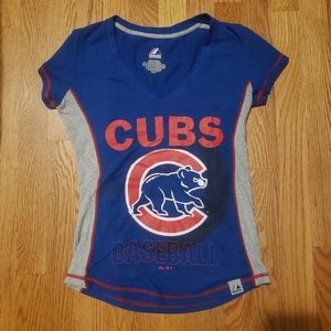 Womens Chicago Cubs sport tshirt small